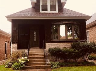 5042 W Winnemac Ave #1, Chicago, IL 60630