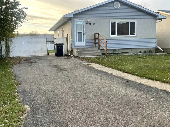 8222 E 96th St, Peace River, AB T8S 1A6