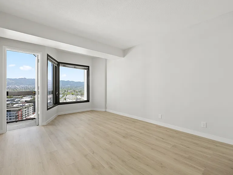 6363 Christie Ave #1823 — Photo 11