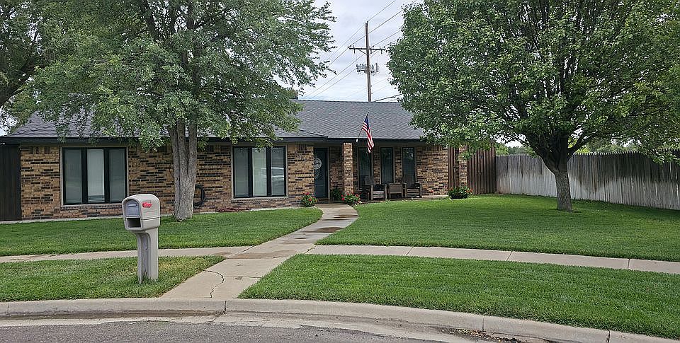 1st image of 5809 Shady Ln
