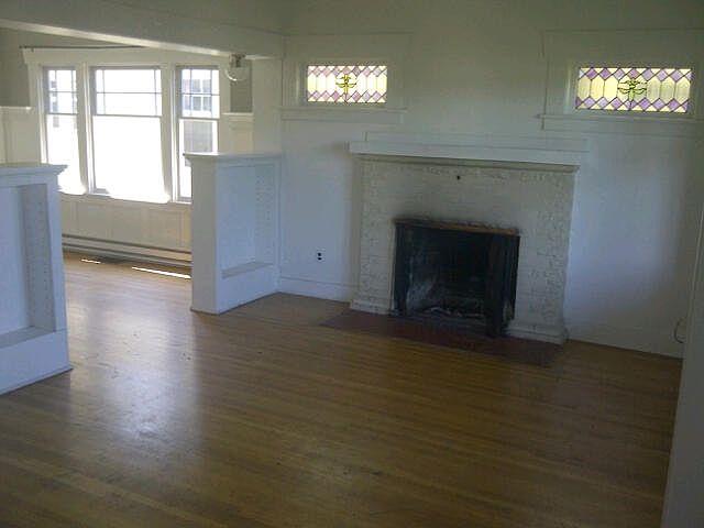 2nd image of 5232 11th Ave NE