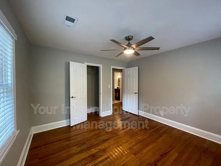 452 Deckner Ave SW — Photo 13