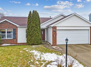 2123 Glen Hollow Dr, Auburn, IN 46706