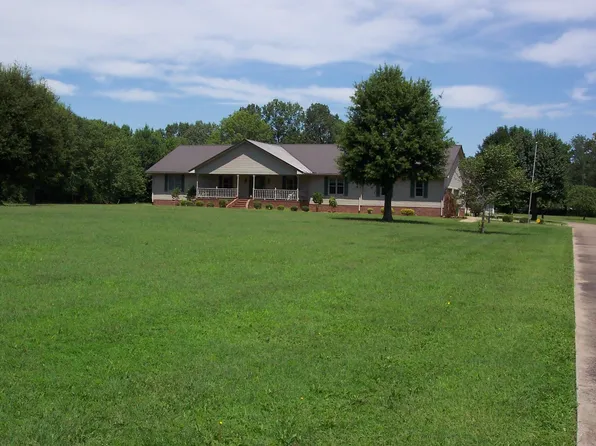 2805 Krebs Station Rd, Paducah, KY 42003