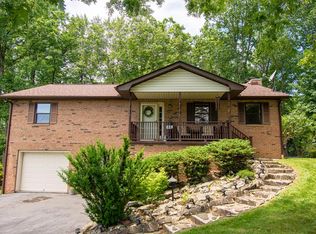 309 Redden Ridge Rd, Beaver, WV 25813