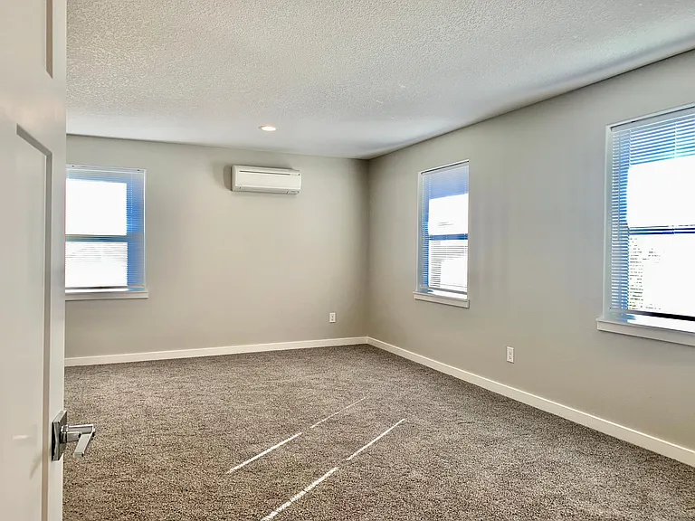 2943 NE 146th Way — Photo 7