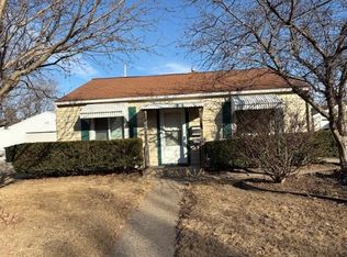 968 40th St, Moline, IL 61265