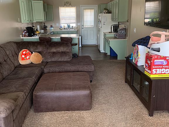4th image of 2484 W Branch Dr