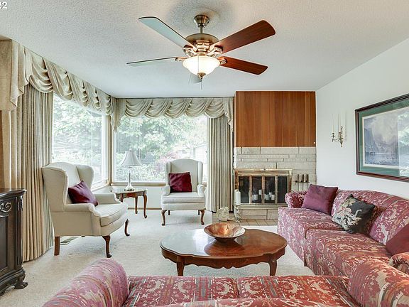 5th image of 2317 NE 131st Ave