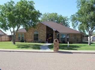 822 Baltimore Dr, Hereford, TX 79045