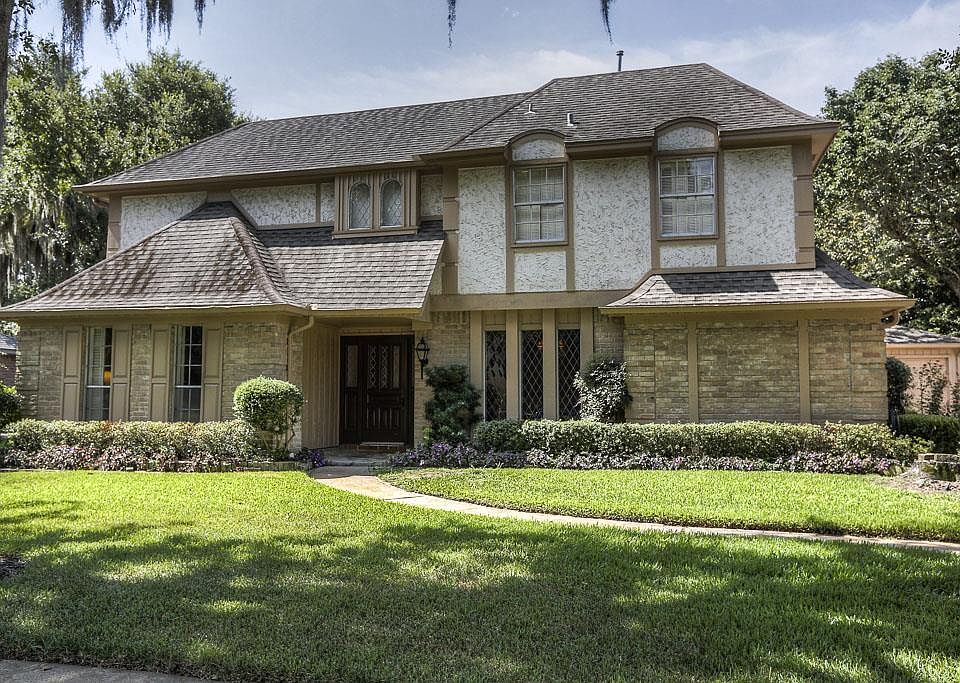 1st image of 16418 Laurelfield Dr