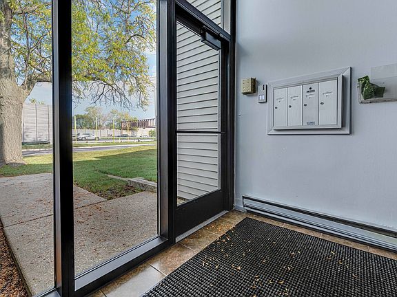 2nd image of 2238 N Baldwin Way Unit 6B