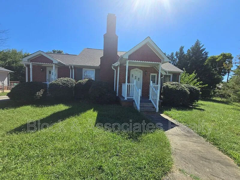200 Model Farm Rd