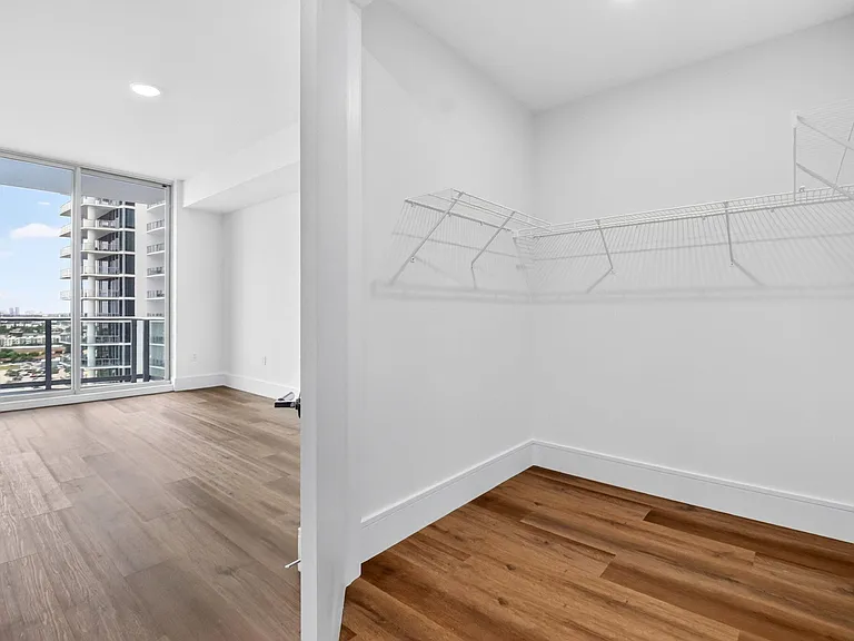 220 Lake Shore Dr #1511 — Photo 32
