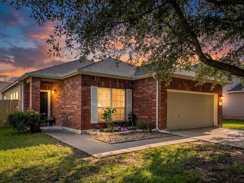 1st image of 1015 Hondo Ln