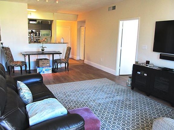 4th image of 550 Okeechobee Blvd APT 1117