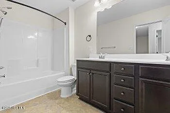 200 Mia Ct — Photo 31