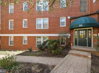 30 S Old Glebe Rd APT 305, Arlington, VA 22204