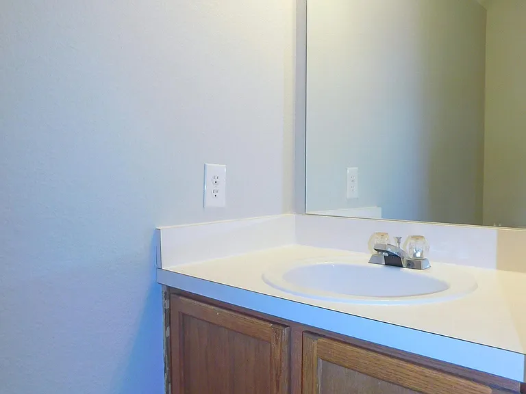 4204 Sonoma Dr — Photo 11