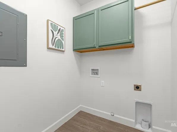 1232 E Winding Creek Dr, Eagle, ID 83616