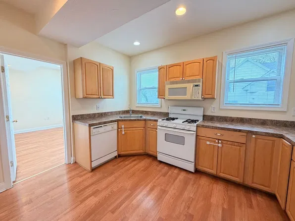 289 Merrimack St, Manchester, NH