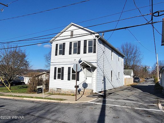 2nd image of 447 5th St