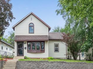 3743 Queen Ave N, Minneapolis, MN 55412