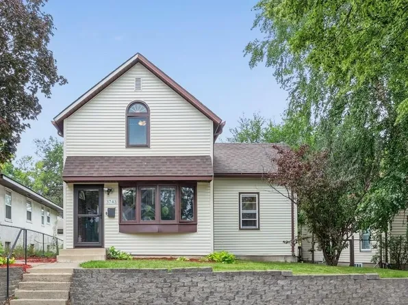 3743 Queen Ave N, Minneapolis, MN 55412