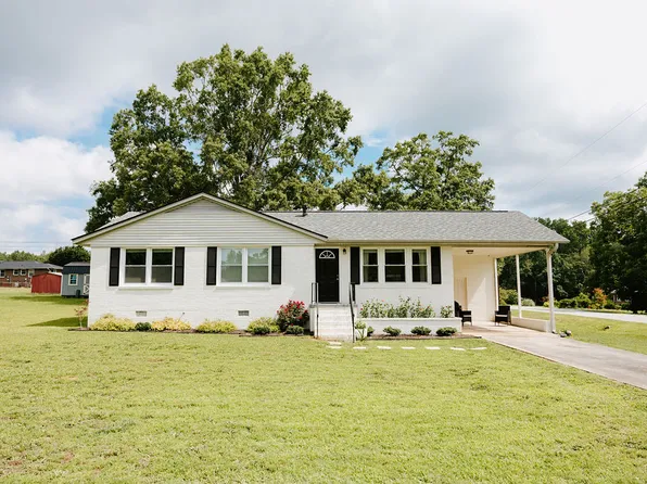 2 Polly St, Honea Path, SC 29654