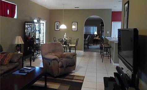 4th image of 1121 Kellogg Dr