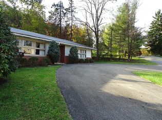 111 Hidden Valley Rd, Canonsburg, PA 15317