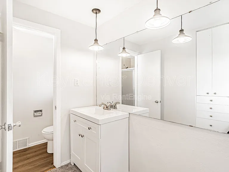 5265 W Ontario Ave — Photo 11