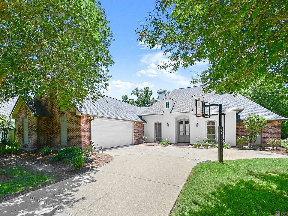 1st image of 6042 Riverbrook Dr