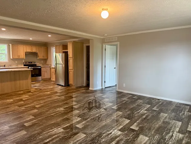 73 Maple Tree Lane - 1 — Photo 4