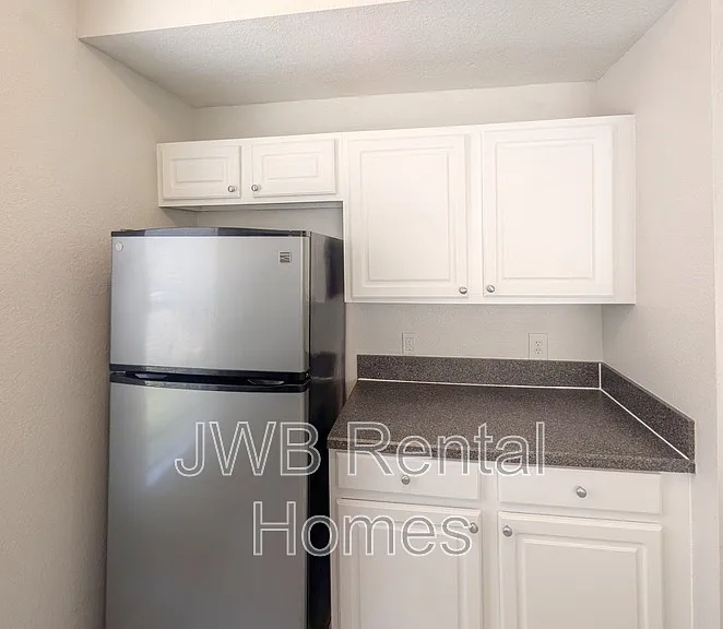 13700 Richmond Park Dr N #1002 — Photo 7