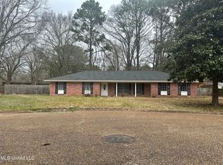 140 Beechcrest Dr, Jackson, MS