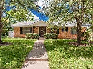 9067 Fringewood Dr, Dallas, TX 75228