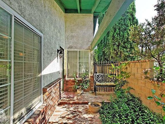 4th image of 3236 Hilldale Ave