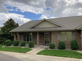 1248 Pine Tree Rd, Galesburg, IL 61401