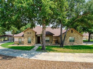 168 Copper Ridge Dr, La Vernia, TX 78121