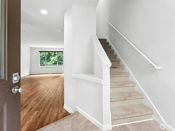 3rd image of 2161 NW Boulder Way Drive