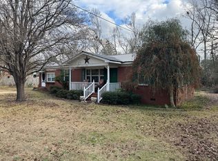 218 Fowler St, Swainsboro, GA 30401