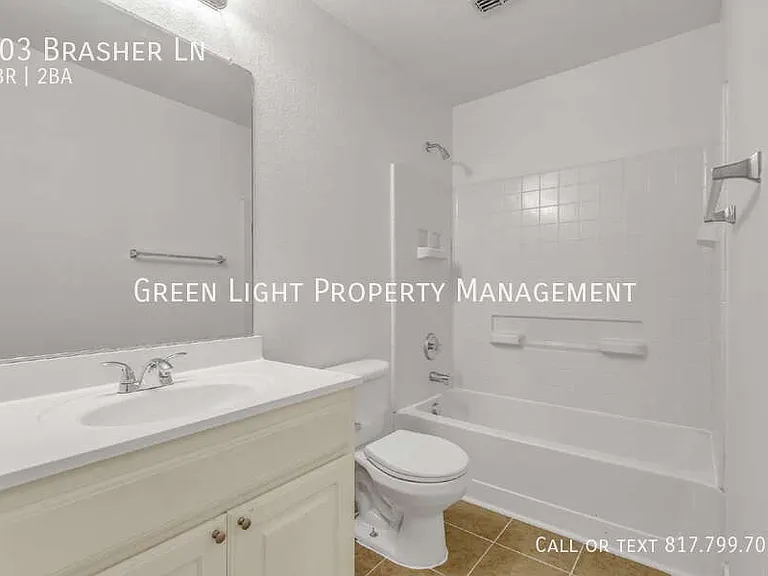 403 Brasher Ln — Photo 23