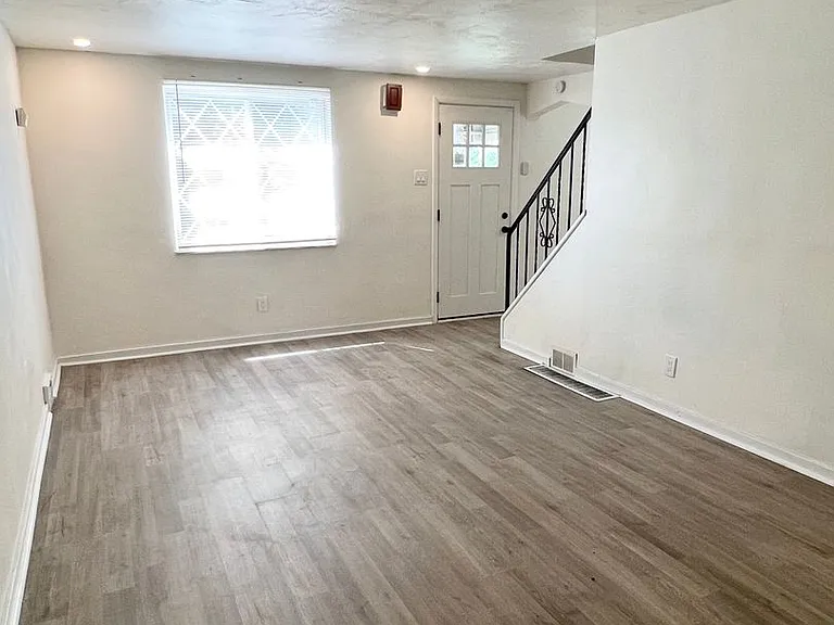 7939 Thon Dr — Photo 5