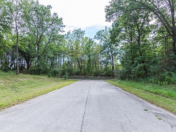 2nd image of 17701 Granite Dr