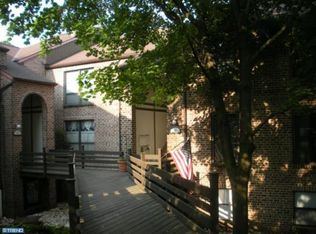 11 Fairway Rd #D, Reading, PA 19607