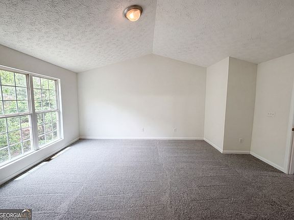 3rd image of 6369 Redan Sq