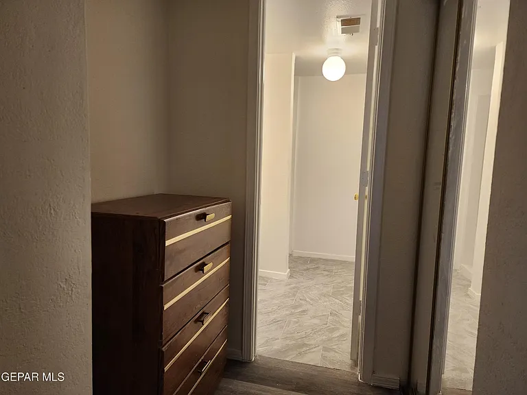 2333 Morehead Ave #6 — Photo 18