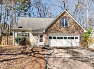 5532 Riverside Dr, Sugar Hill, GA 30518