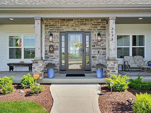 4th image of 2838 E Stone Creek Blvd